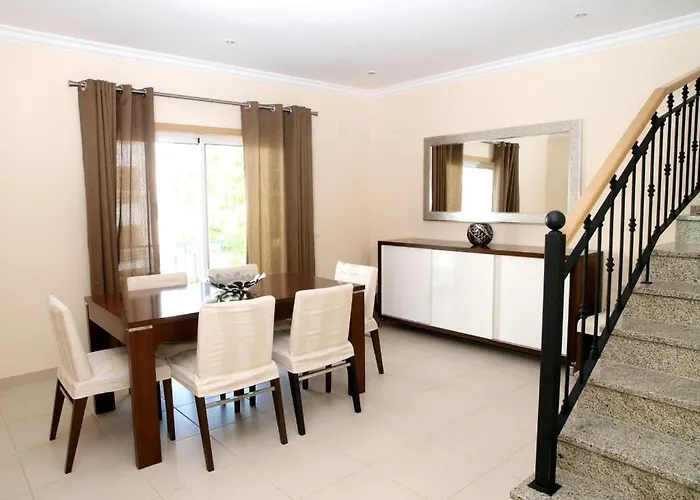 Alto Da Ria Portimao Villa *