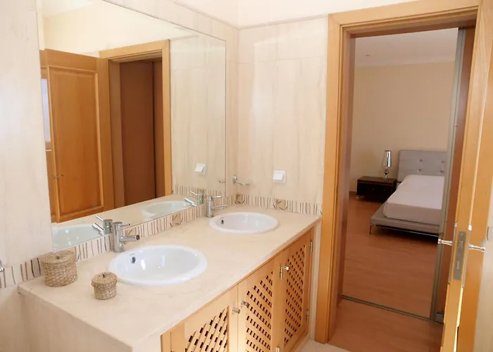 Alto Da Ria Portimao Villa *